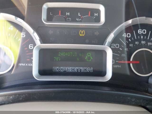 2008 FORD EXPEDITION XLT VIN: 1FMFU16558LA40264