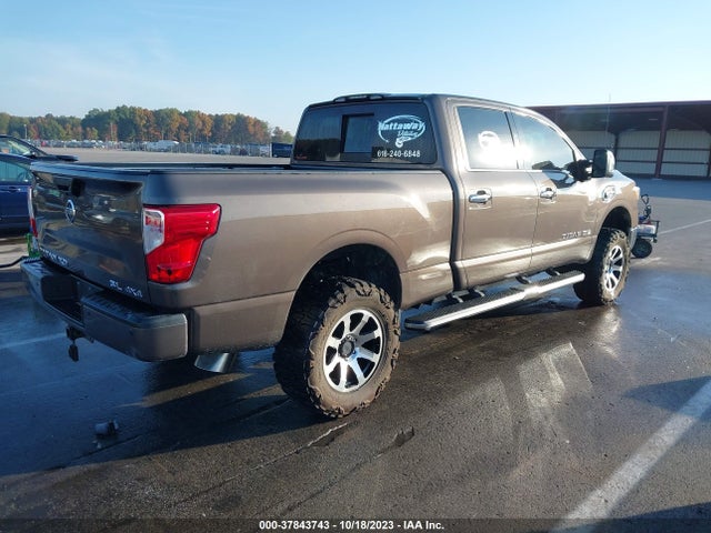 1N6BA1F45GN517147 Nissan Titan Xd Sl Diesel