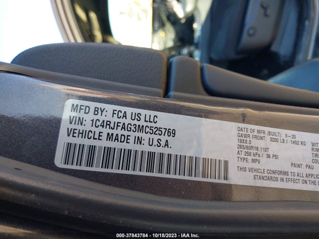 1C4RJFAG3MC525769 Jeep Grand Cherokee Laredo E