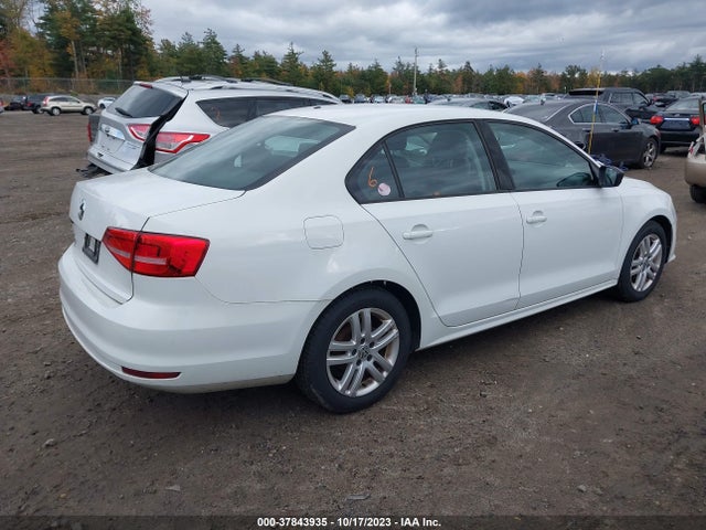 3VW2K7AJ3FM228435 Volkswagen Jetta Sedan 2.0l S