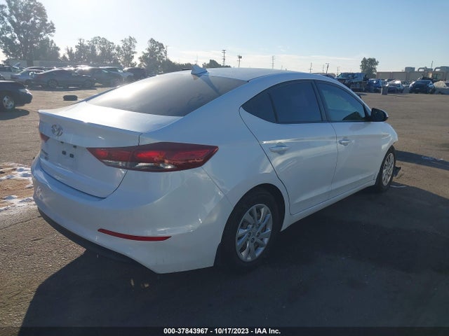 Hyundai ELANTRA SE 2017 5NPD74LF9HH203472 Image 4