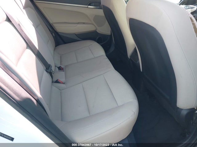 Hyundai ELANTRA SE 2017 5NPD74LF9HH203472 Image 8