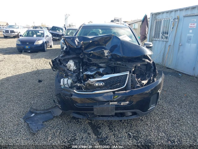 KIA SORENTO LX 2015 5XYKTDA7XFG610929 Image 12