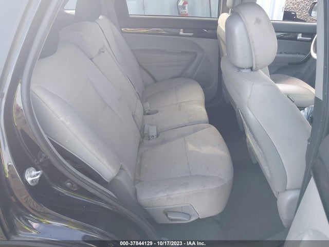 KIA SORENTO LX 2015 5XYKTDA7XFG610929 Image 8