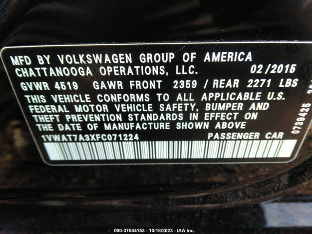 1VWAT7A3XFC071224 Volkswagen Passat 1.8t S