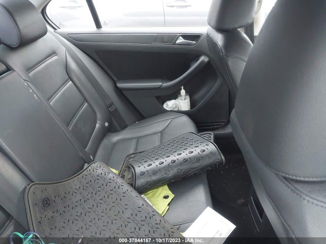 3VWD17AJ3EM274776 Volkswagen Jetta Sedan Se