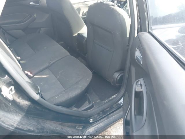 1FADP3K20FL304603 Ford FOCUS SE