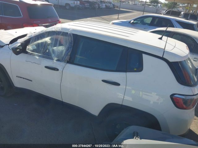 3C4NJCAB7JT263496 Jeep Compass Sport
