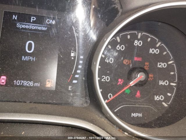 3C4NJCAB7JT263496 Jeep Compass Sport