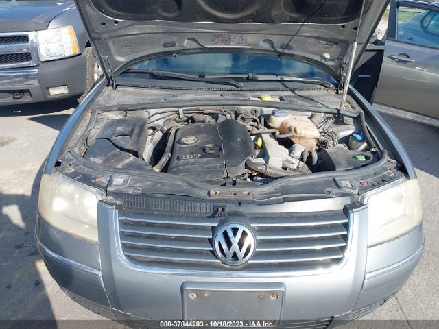 2004 VOLKSWAGEN PASSAT SEDAN GLS VIN: WVWPD63B64P009477