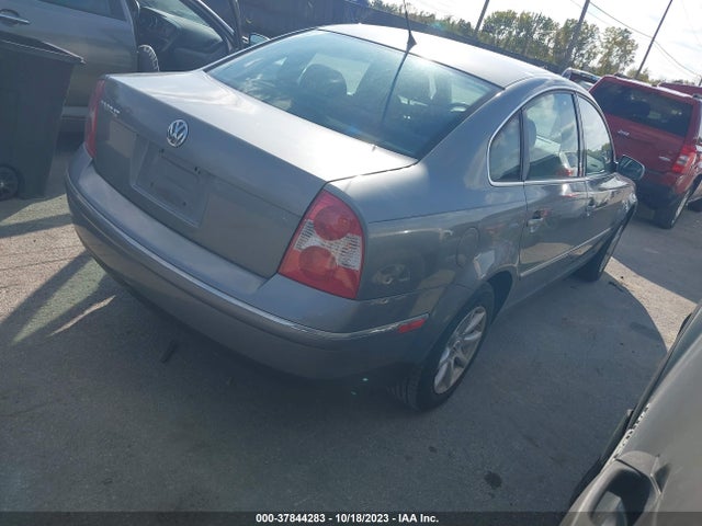 2004 VOLKSWAGEN PASSAT SEDAN GLS VIN: WVWPD63B64P009477