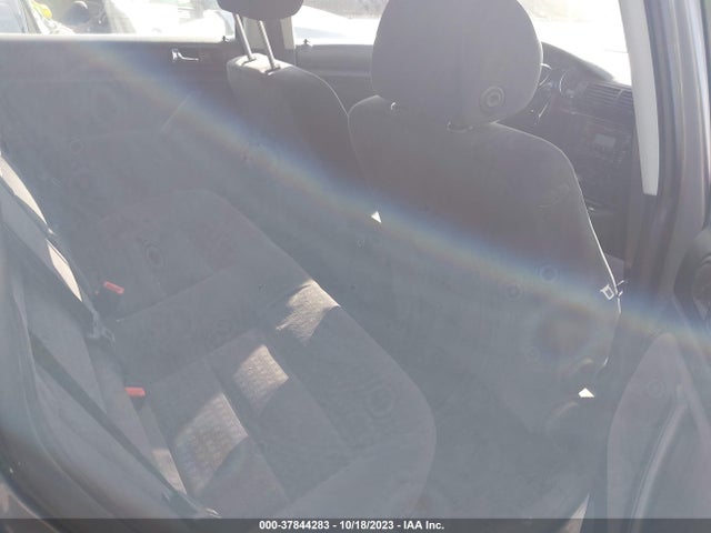 2004 VOLKSWAGEN PASSAT SEDAN GLS VIN: WVWPD63B64P009477