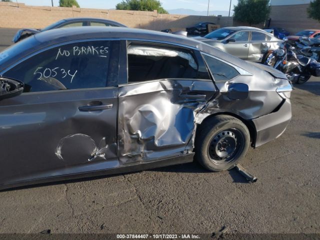 1HGCV1F13JA071517 Honda Accord Sedan Lx 1.5t