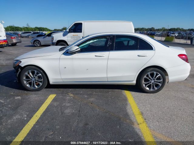 55SWF4JB7HU194957 Mercedes-Benz C-class C 300