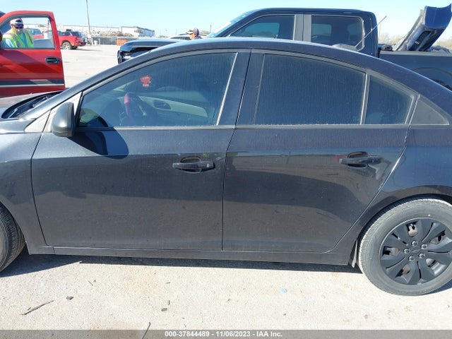 2016 CHEVROLET CRUZE LIMITED LS AUTO VIN: 1G1PC5SH0G7212008
