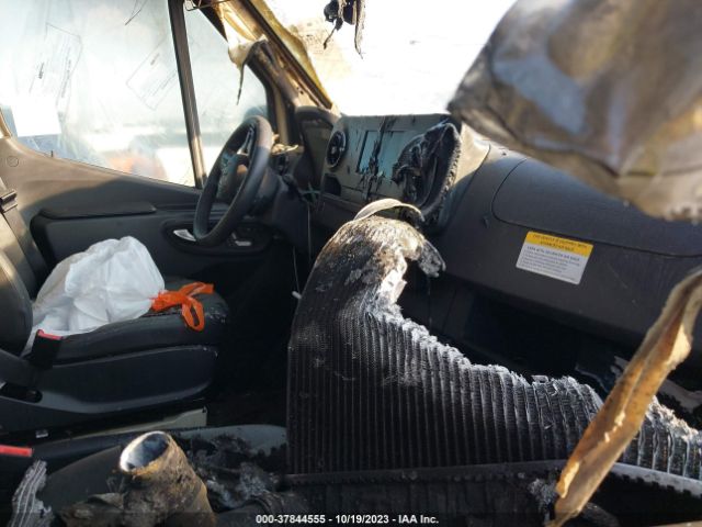 W1Y40BHY1NT102318 Mercedes-Benz Sprinter 2500 Standard Roof I4