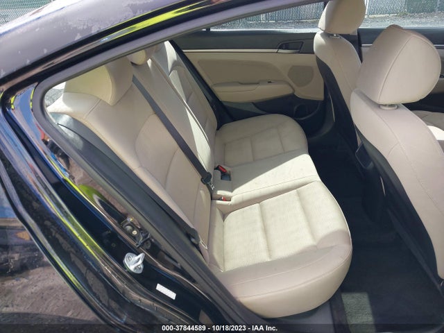2017 HYUNDAI ELANTRA SE VIN: KMHD84LF4HU203541