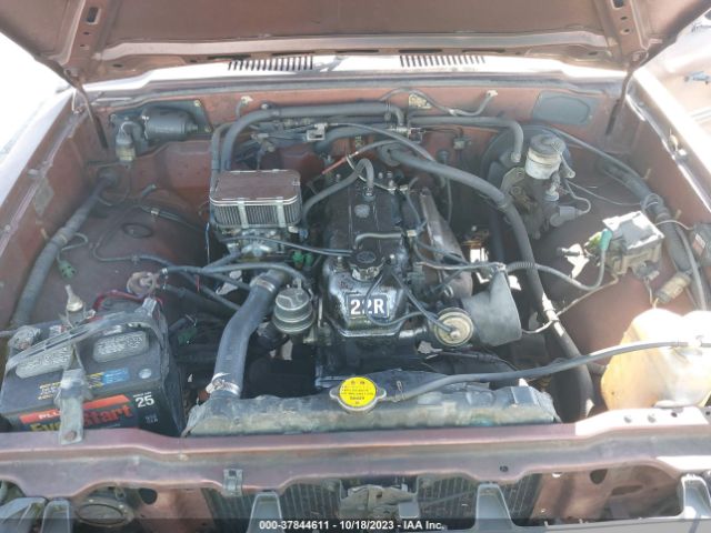 1981 TOYOTA PICKUP / CAB CHASSIS JT4RN44SXB0011179 Photo 9