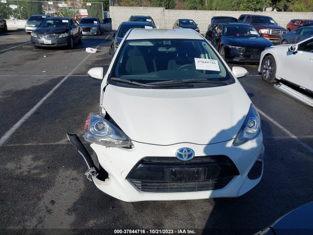 Toyota Prius C One/two/three/four 2016 JTDKDTB30G1135148 Image 12
