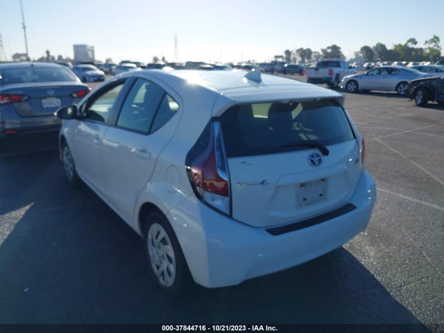 Toyota Prius C One/two/three/four 2016 JTDKDTB30G1135148 Image 3