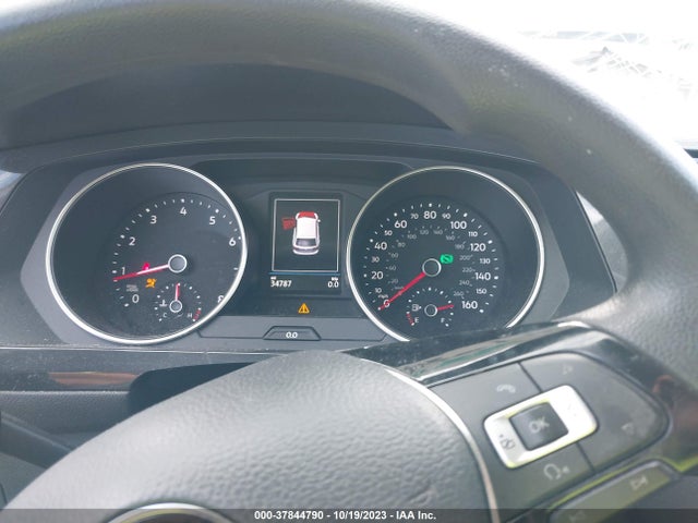 3VV1B7AX0JM103681 Volkswagen TIGUAN S