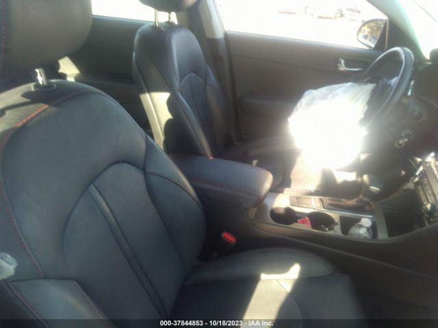5XXGW4L2XHG142948 KIA OPTIMA SX