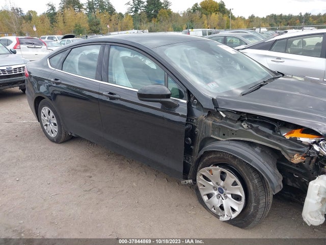 3FA6P0G76KR279195 Ford FUSION S