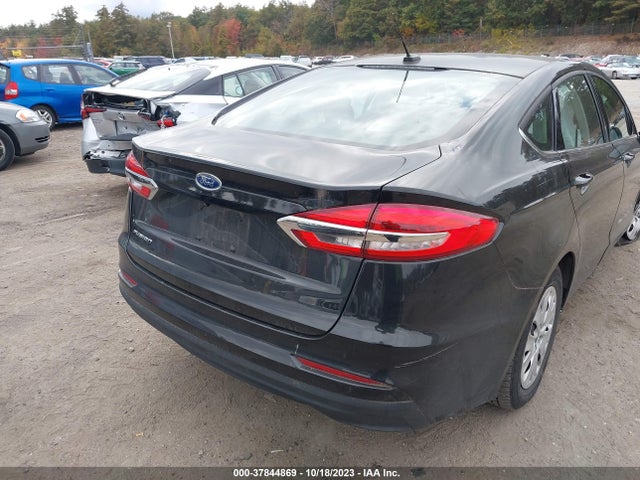 3FA6P0G76KR279195 Ford FUSION S