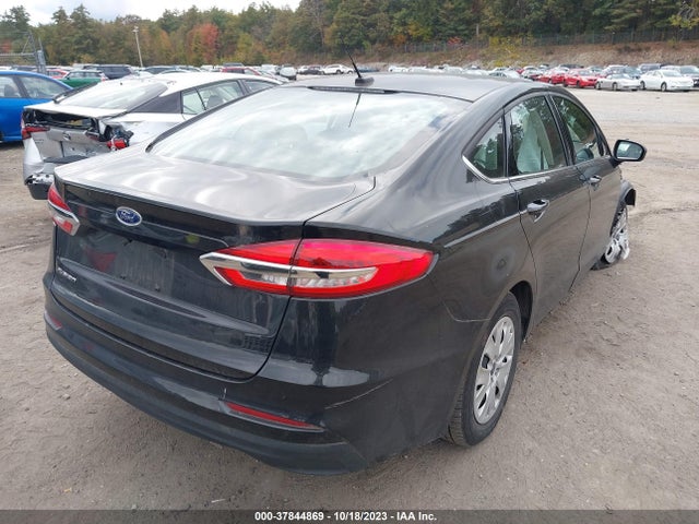 3FA6P0G76KR279195 Ford FUSION S