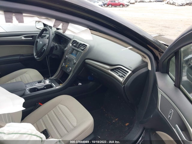 3FA6P0G76KR279195 Ford FUSION S