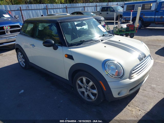 2009 MINI COOPER HARDTOP WMWMF335X9TW71757 Photo 0