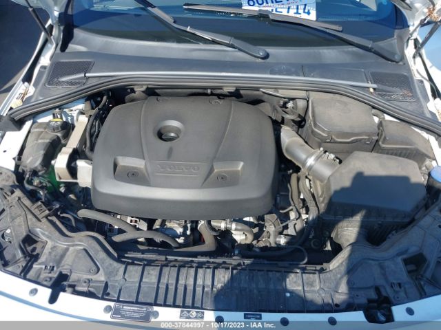 YV140MEM4H1370890 Volvo V60 Platinum