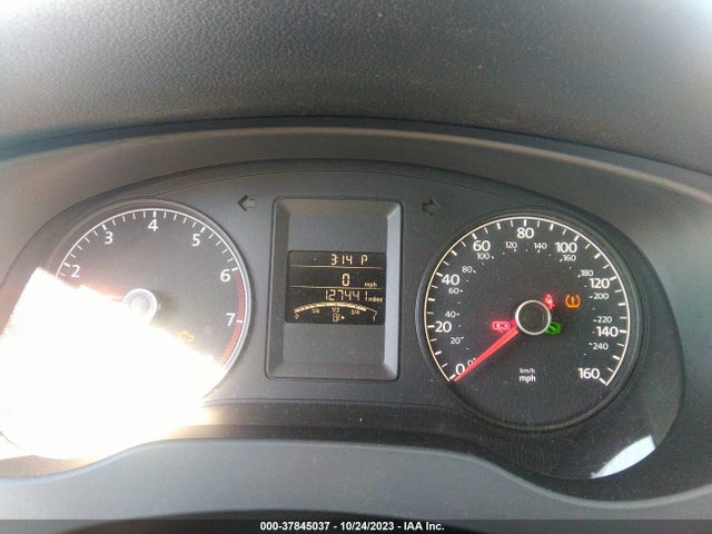 3VW2K7AJ9EM235730 Volkswagen Jetta Sedan S