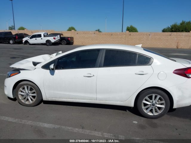 3KPFL4A78HE014042 KIA FORTE S