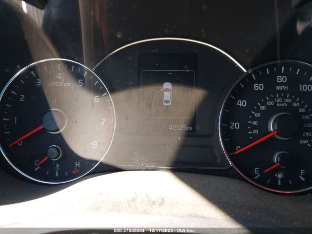 3KPFL4A78HE014042 KIA FORTE S