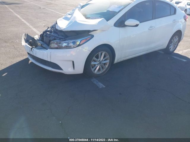 3KPFL4A78HE014042 KIA FORTE S
