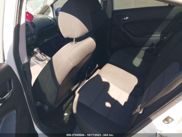 3KPFL4A78HE014042 KIA FORTE S