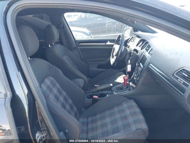 3VW5T7AUXFM004681 Volkswagen GOLF GTI S