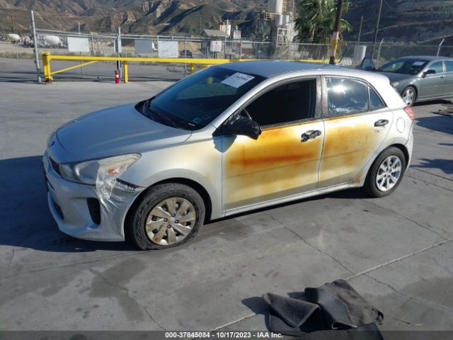 3KPA25AB4JE066698 KIA Rio 5-door Lx