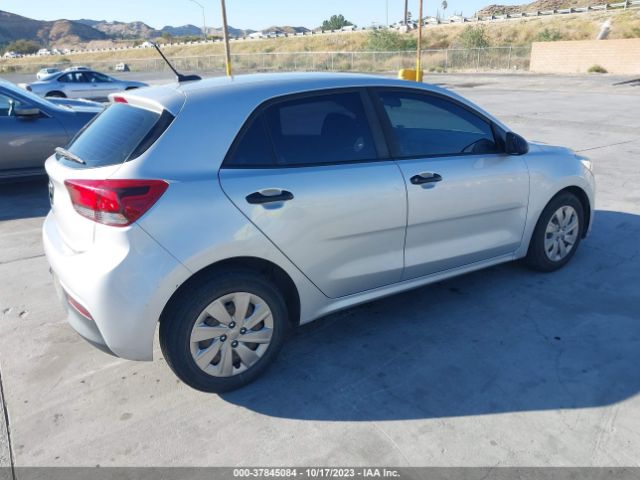3KPA25AB4JE066698 KIA Rio 5-door Lx