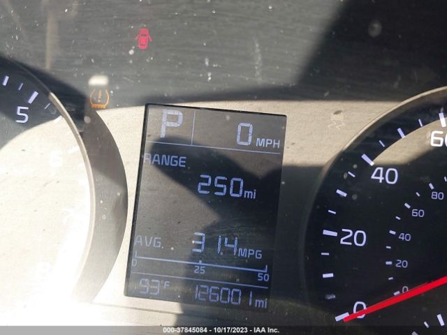 3KPA25AB4JE066698 KIA Rio 5-door Lx