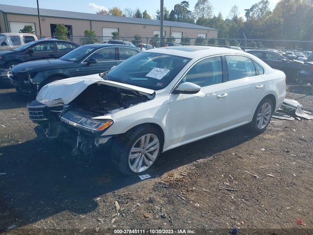 1VWBA7A37JC030455 Volkswagen Passat 2.0t Se