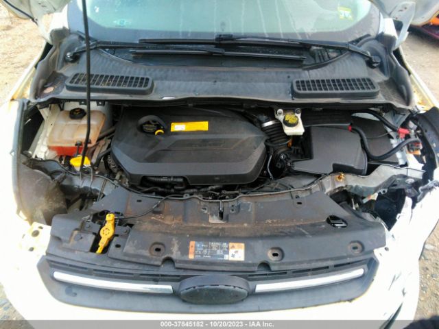 1FMCU9GX1FUB13798 Ford ESCAPE SE
