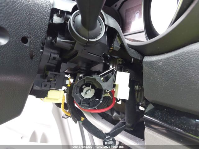 KNDMB5C12K6510301 KIA SEDONA LX