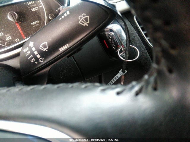 Audi A4 Premium Plus 2014 WAUFFAFLXEN042022 Image 11