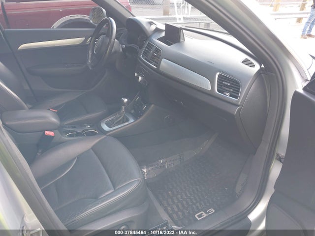 WA1BFCFS2GR010675 Audi Q3 Premium Plus