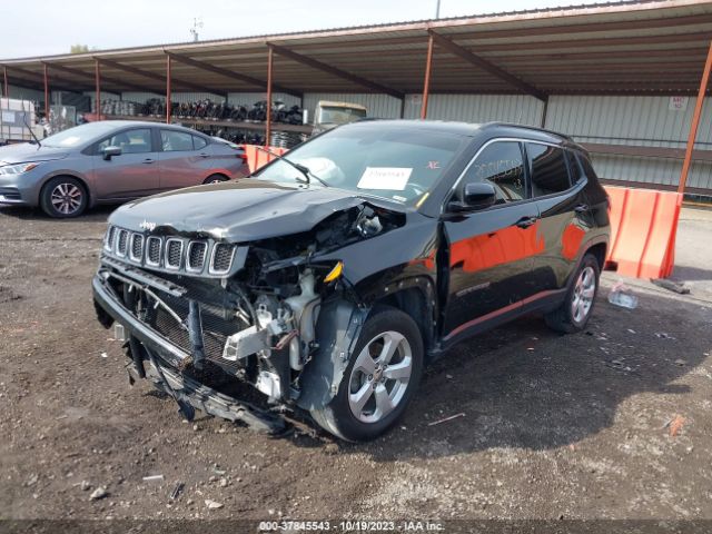 3C4NJDBB2JT246111 Jeep Compass Latitude