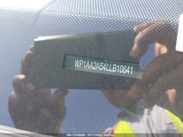 2020 PORSCHE MACAN WP1AA2A54LLB10641 Photo 8