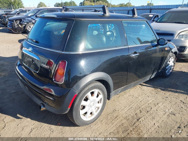 2003 MINI COOPER HARDTOP WMWRC33483TJ50887 Photo 3