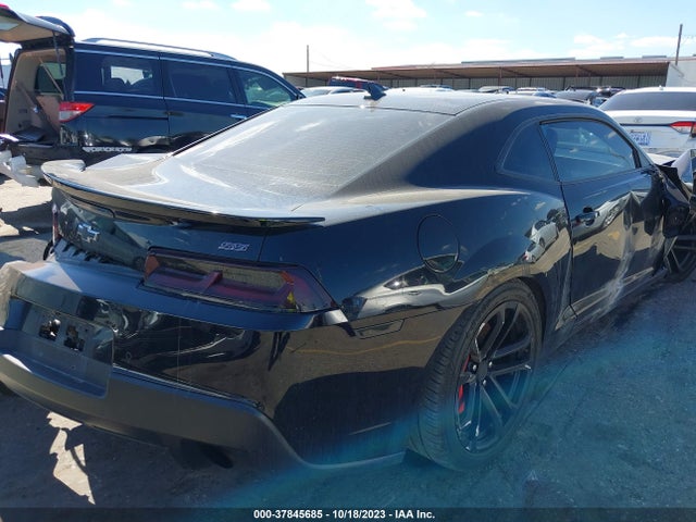 Chevrolet CAMARO 2SS 2015 2G1FK1EJ8F9175342 Image 4